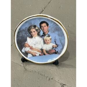 Royal Family Prince Charles Princess of Wales Diana Finsbury Family Plate